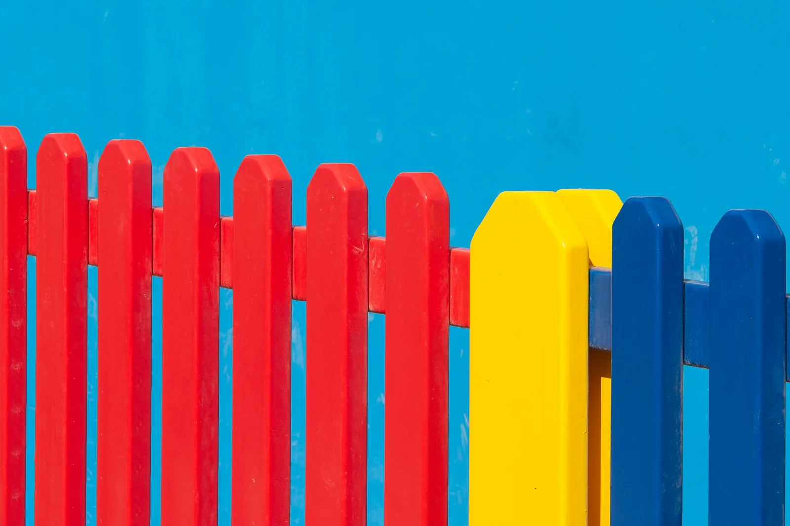 fence installation cost per foot